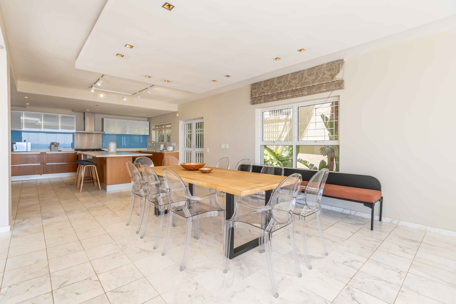 To Let 6 Bedroom Property for Rent in Bantry Bay Western Cape